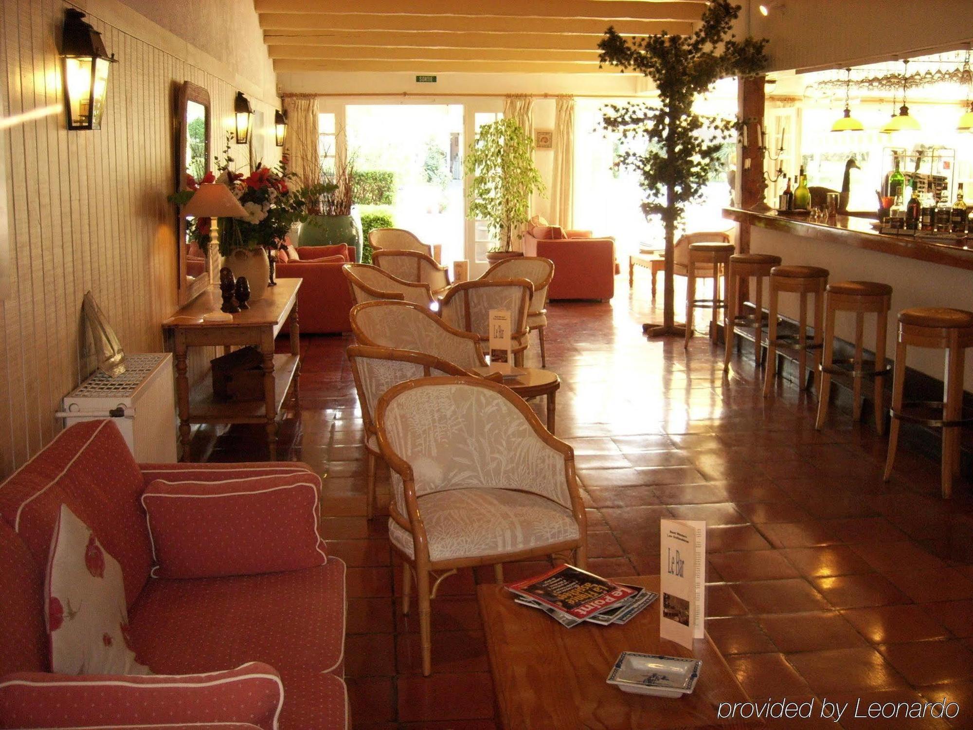Hotel Les Gollandieres เลอบัวส์-ปลาจ-อ็อง-เร ภายนอก รูปภาพ